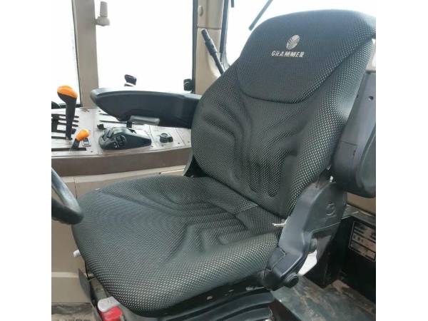 Трактор John Deere 6620