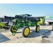 Самоходный опрыскиватель John Deere 4730