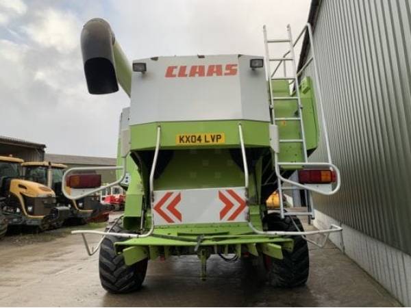 Комбайн Claas Lexion 470 (2003)