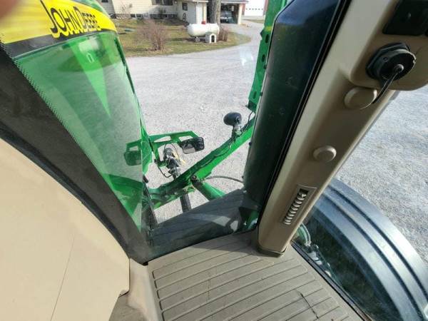 Самохідний обприскувач  John Deere R4038  (2015)
