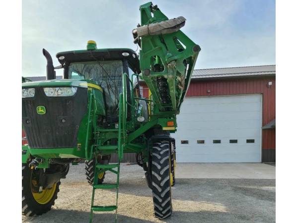 Самохідний обприскувач  John Deere R4038  (2015)