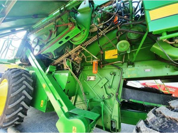 Комбайн John Deere 9610 (1998) 