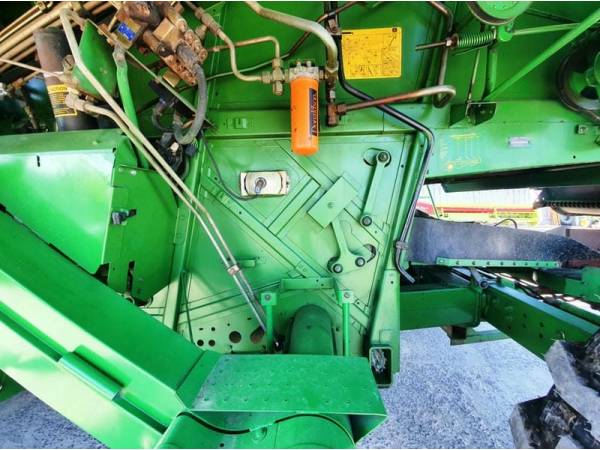 Комбайн John Deere 9610 (1998) 