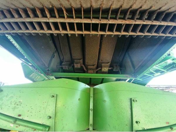 Комбайн John Deere 9610 (1998) 