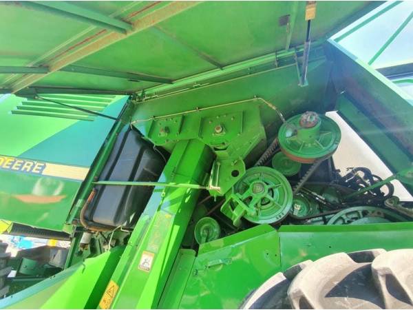 Комбайн John Deere 9610 (1998) 