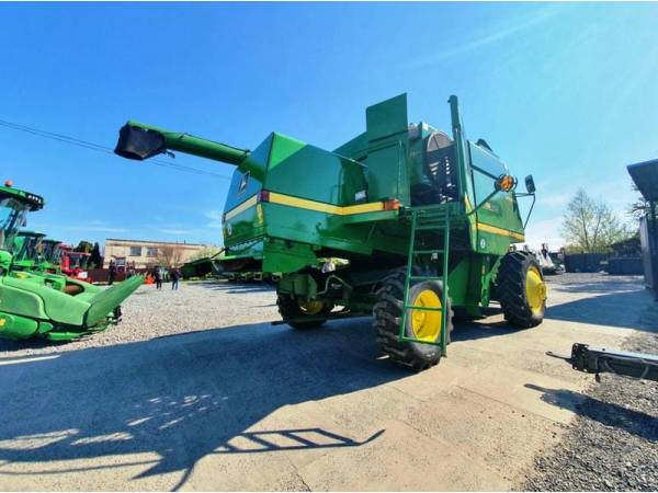 Комбайн John Deere 9610 (1998) 