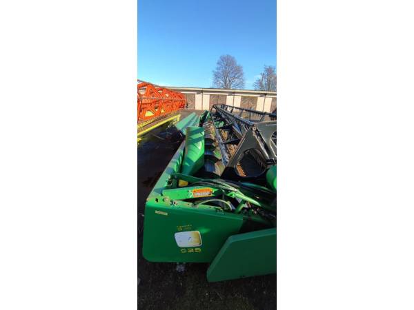 Жатка John Deere 925F