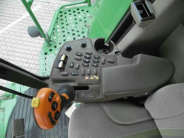 Комбайн John Deere W660 (2013)