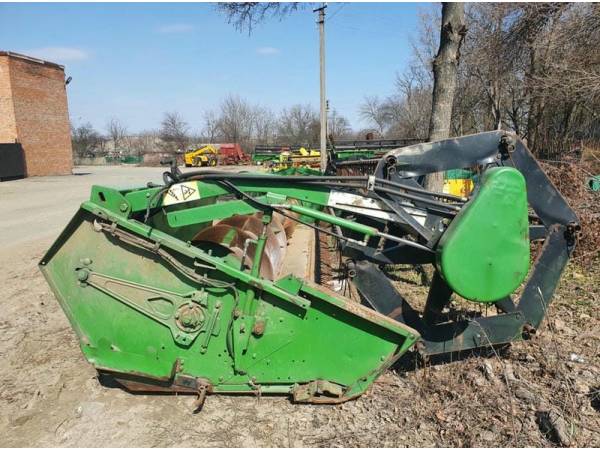 Жатка зерновая John Deere 620R (2002)