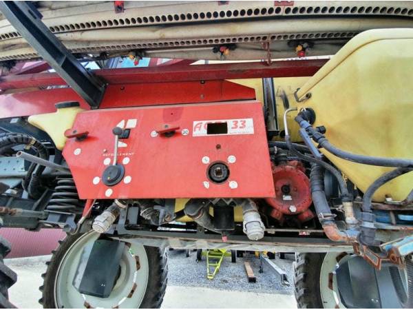 Самохідний обприскувач Hardi Alpha 4100 (2004)