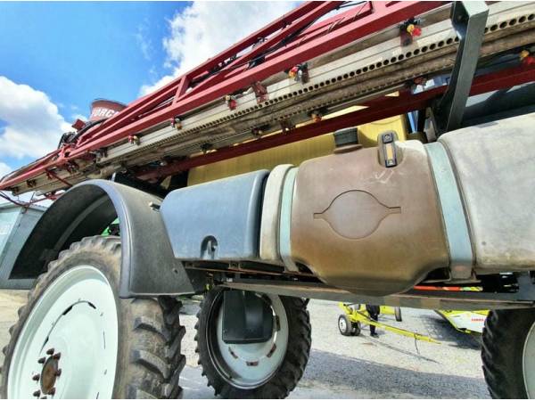 Самохідний обприскувач Hardi Alpha 4100 (2004)