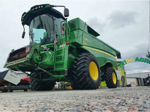 Комбайн John Deere S660 (2013)