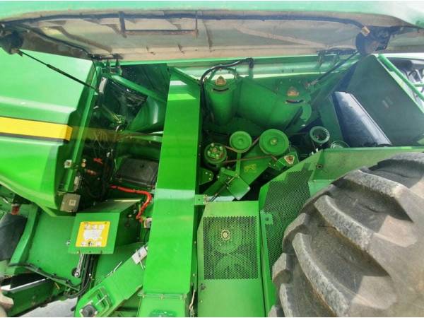 Комбайн John Deere 9770 STS (2011)