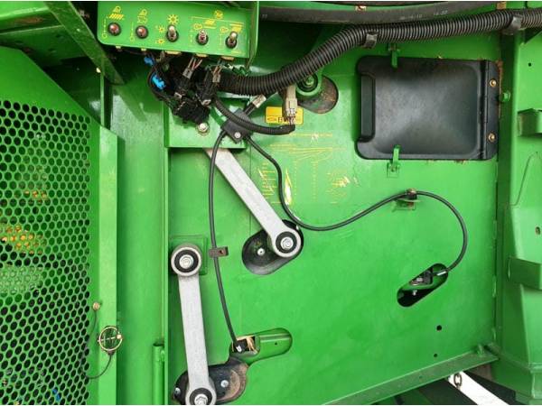 Комбайн John Deere 9770 STS (2011)
