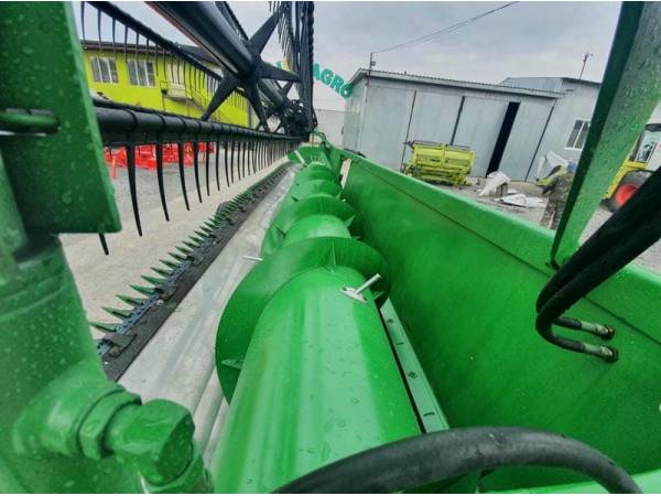 Жатка John Deere 930F (1999)