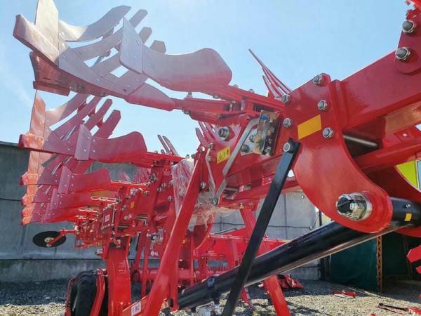 Плуг механический оборотный полуприцепной Unlu Clasa 6 (160х160) отвал 16"