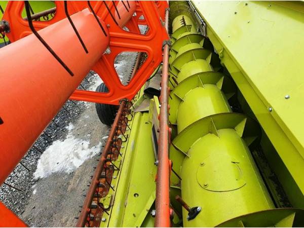 Жатка зернова Claas Vario 750 (2010)