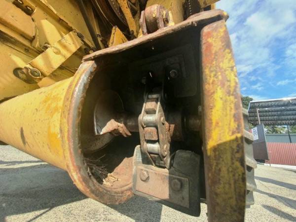  Комбайн New Holland TR 88 (1998)