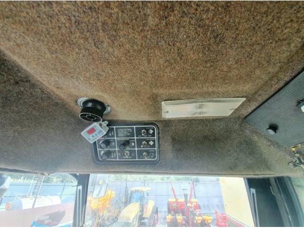 Комбайн New Holland TR 88 (1998)