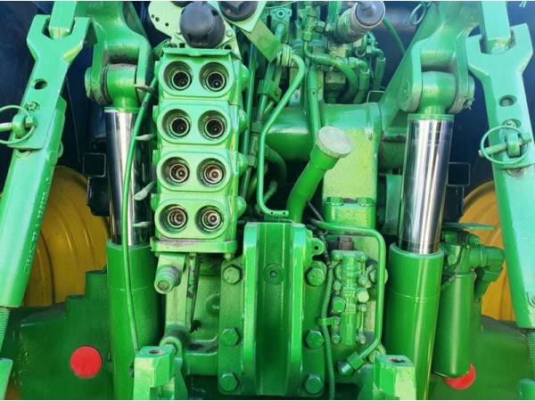 Трактор John Deere 7800 (1995)