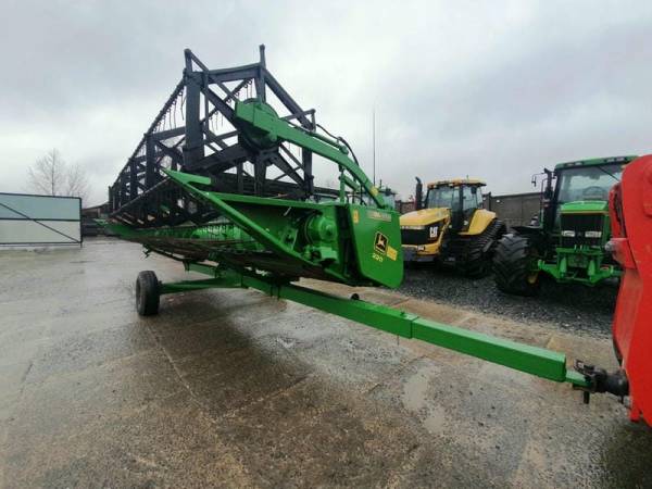 Жатка John Deere 220R 