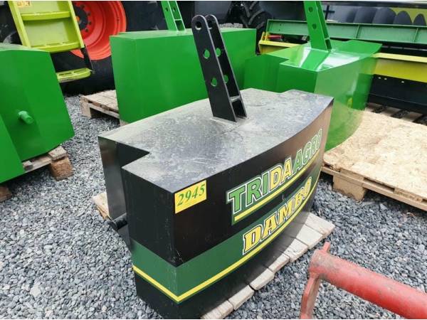 Противовес Tridaagro Dambo 700