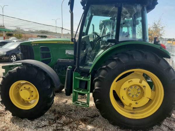 Трактор John Deere 6115D (2011)