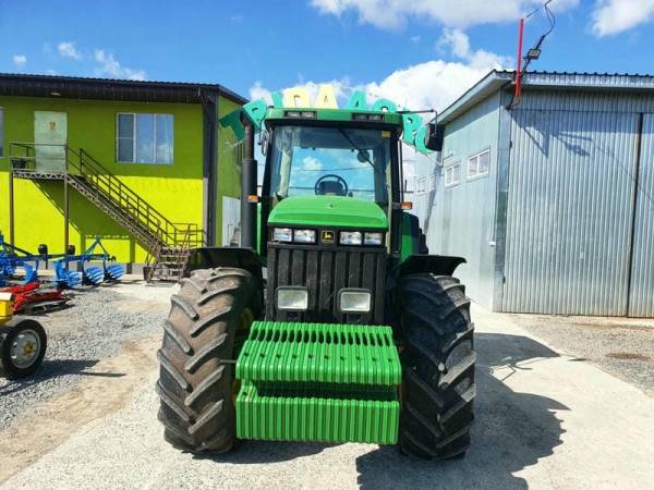 Трактор John Deere 8400 (1997)