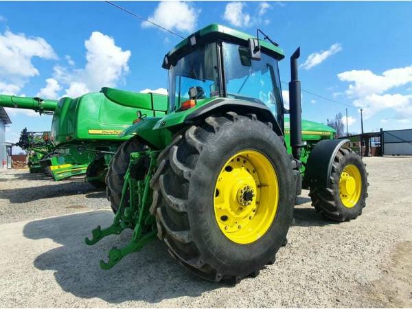 Трактор John Deere 8400 (1997)