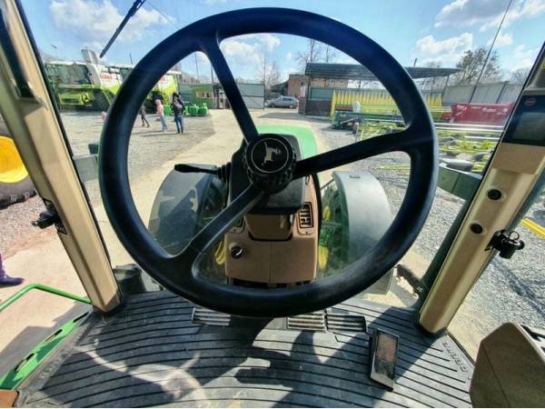 Трактор John Deere 8400 (1997)