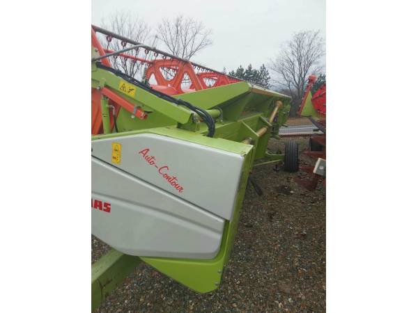 Жатка зернова Claas V900