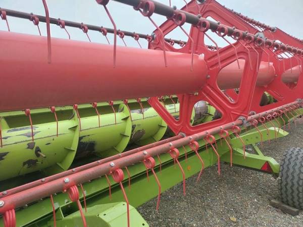Жатка зернова Claas V900