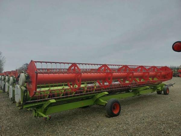 Жатка зернова Claas V900