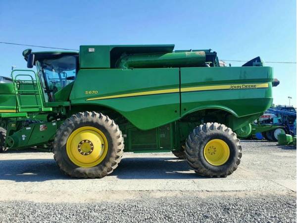 Комбайн John Deere S 670 (2013)