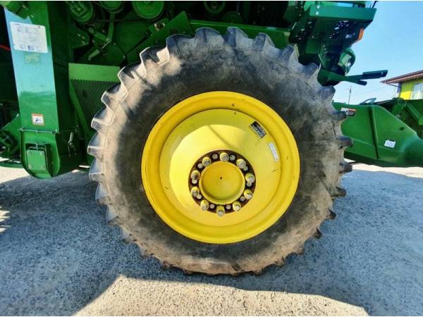 Комбайн John Deere S 670 (2013)