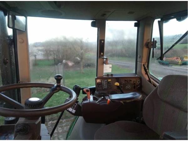 Трактор John Deere 6920 (2004)