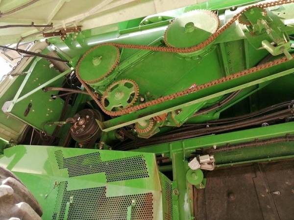 Комбайн John Deere S660 (2012)