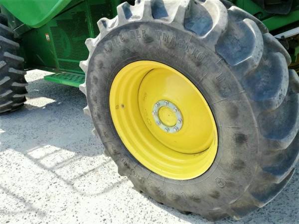 Комбайн John Deere S660 (2012)