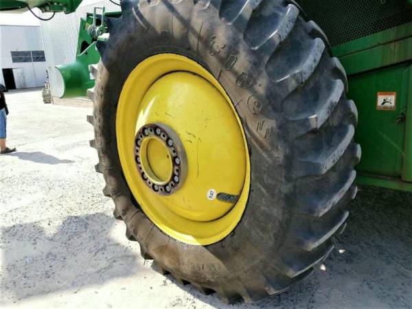 Комбайн John Deere S660 (2012)