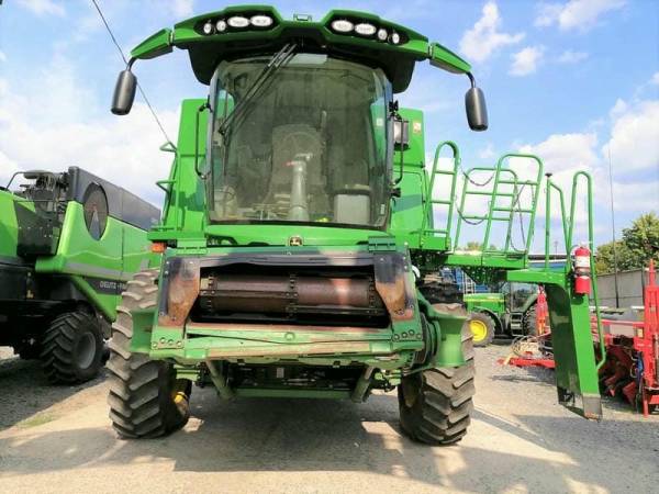 Комбайн John Deere S660 (2012)