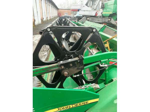 Жатка зернова John Deere 622R