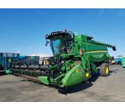 Комбайн John Deere W 550