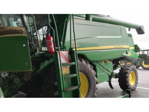 Комбайн John Deere W 650 (2013)