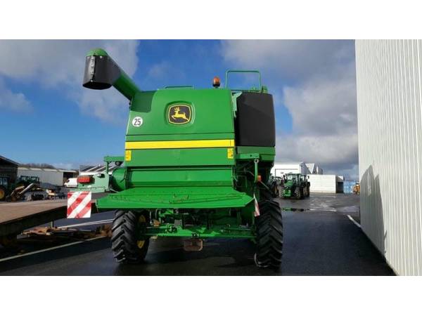 Комбайн John Deere W 650 (2013)