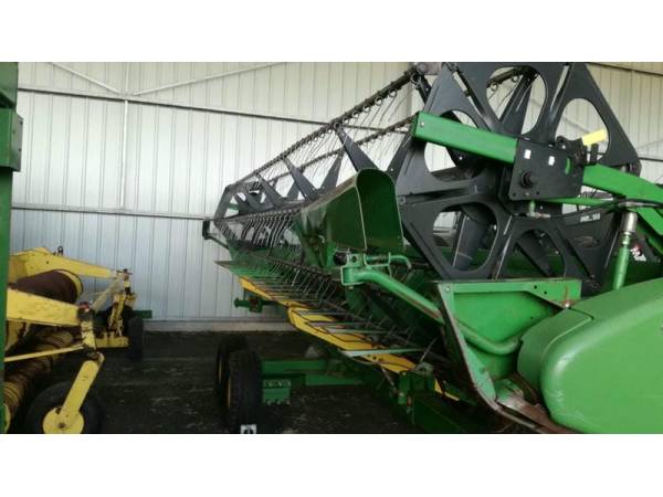 Комбайн John Deere W 650 (2013)