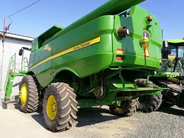 Комбайн John Deere S 670 (2013)