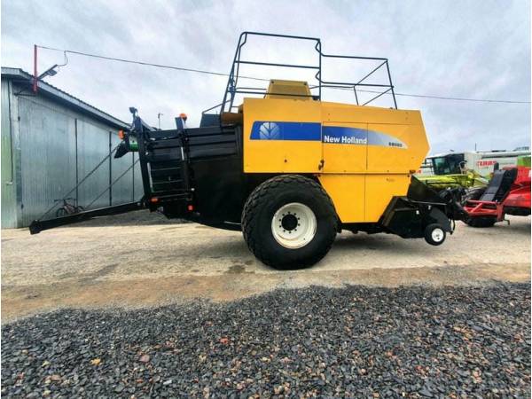 Прес-підбирач тюковий New Holland BB 980 (2007)