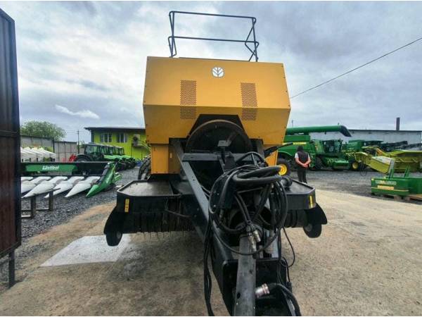 Прес-підбирач тюковий New Holland BB 980 (2007)