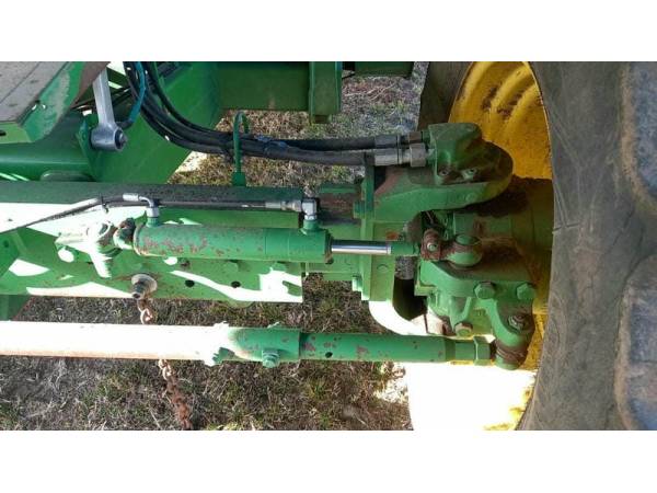 Комбайн John Deere W 650 (2011)