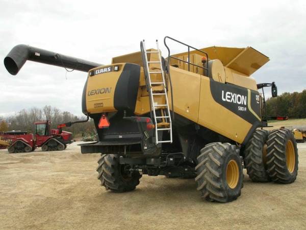 Комбайн CAT Lexion 580R (2010)